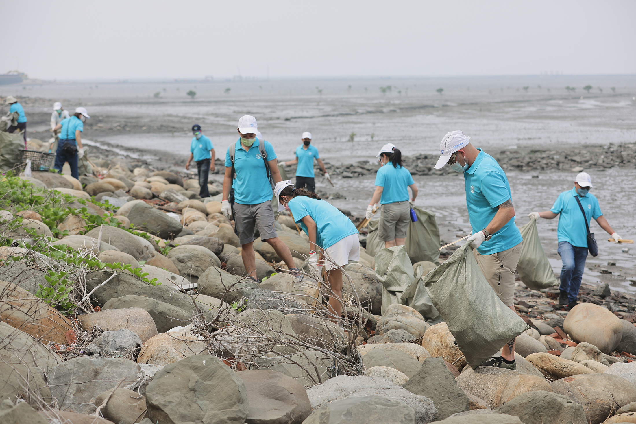 2021 Hai Long Beach Cleanup in Fang-Yuan Wetlands, Changhua County
